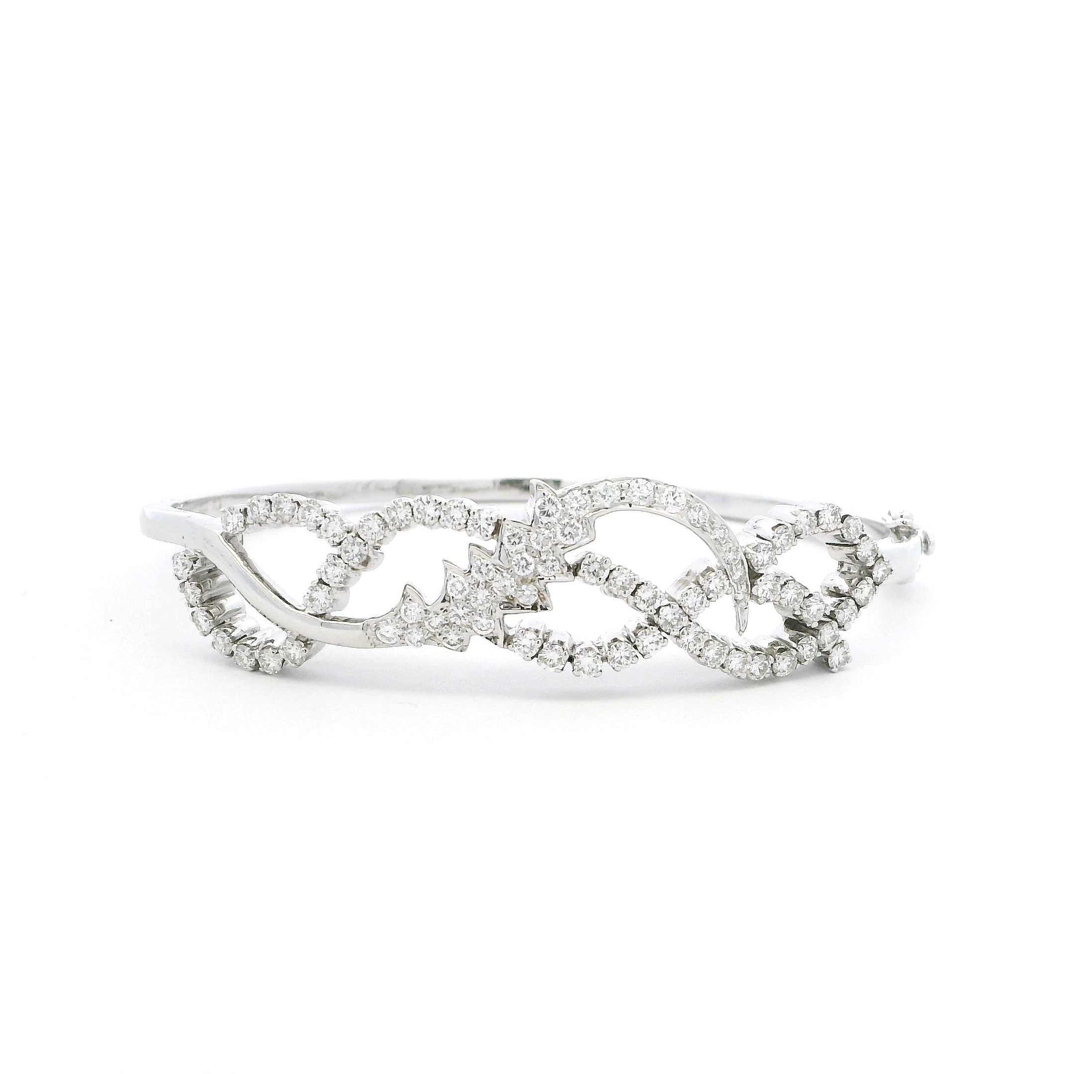 18ct White Gold Diamond Bangle – Elegant Intertwined Open Design