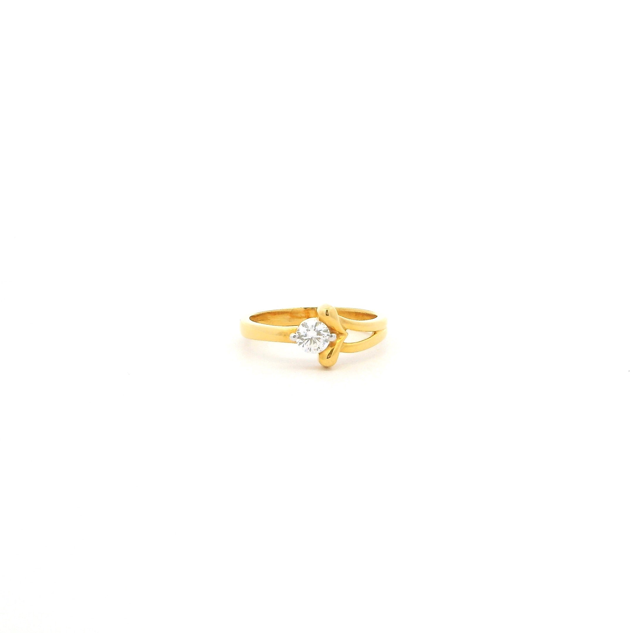 22ct Gold Cubic Zirconia Ring – Elegant Split Shank Solitaire Style