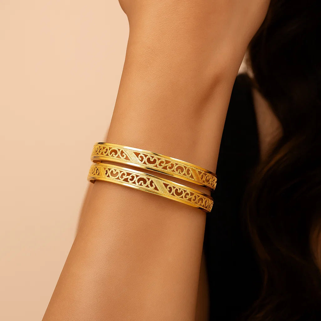 22ct Yellow Gold Cutwork Bangles with Intricate Pattern – Elegant Traditional Women’s Jewellery