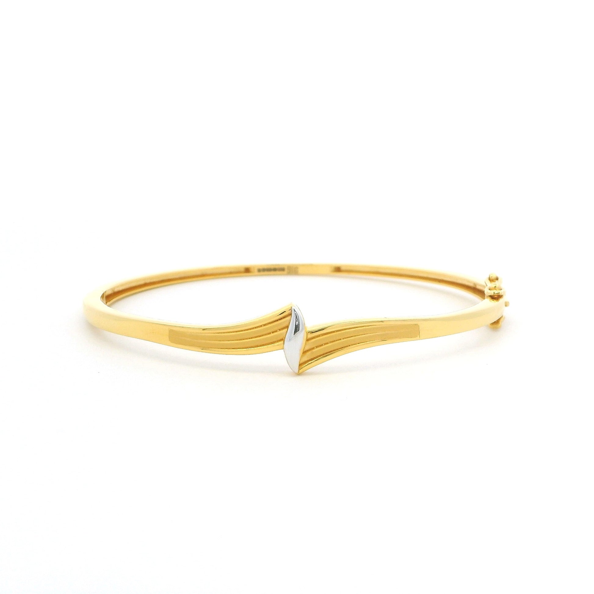 22ct Yellow Gold Elegant Ladies Bangle with Secure Figure of 8 Clasp