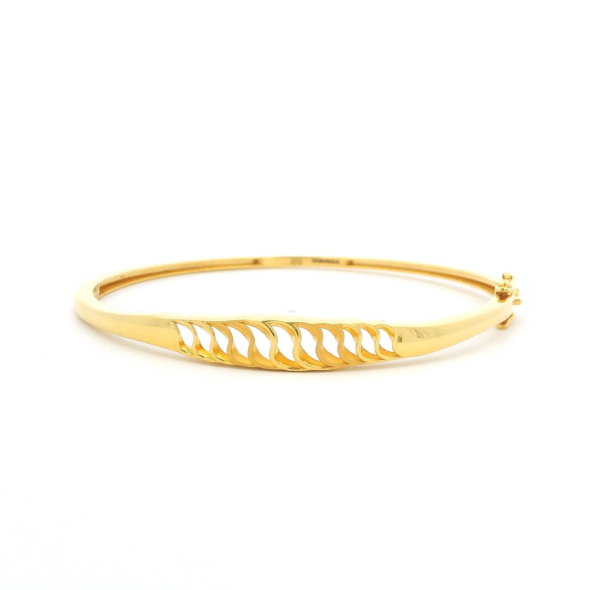22ct Yellow Gold Ladies Bangle – Fine Openwork Twist Design with Safety Clasp