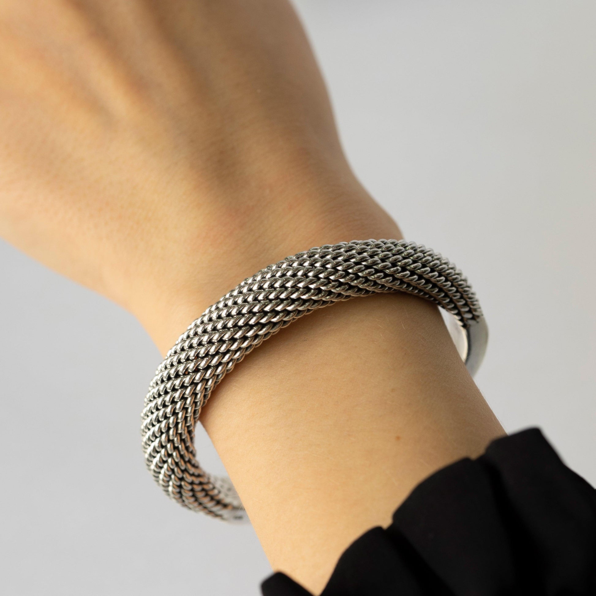 Openable Sterling Silver Mesh Bangle B-MESH_1 - Minar Jewellers