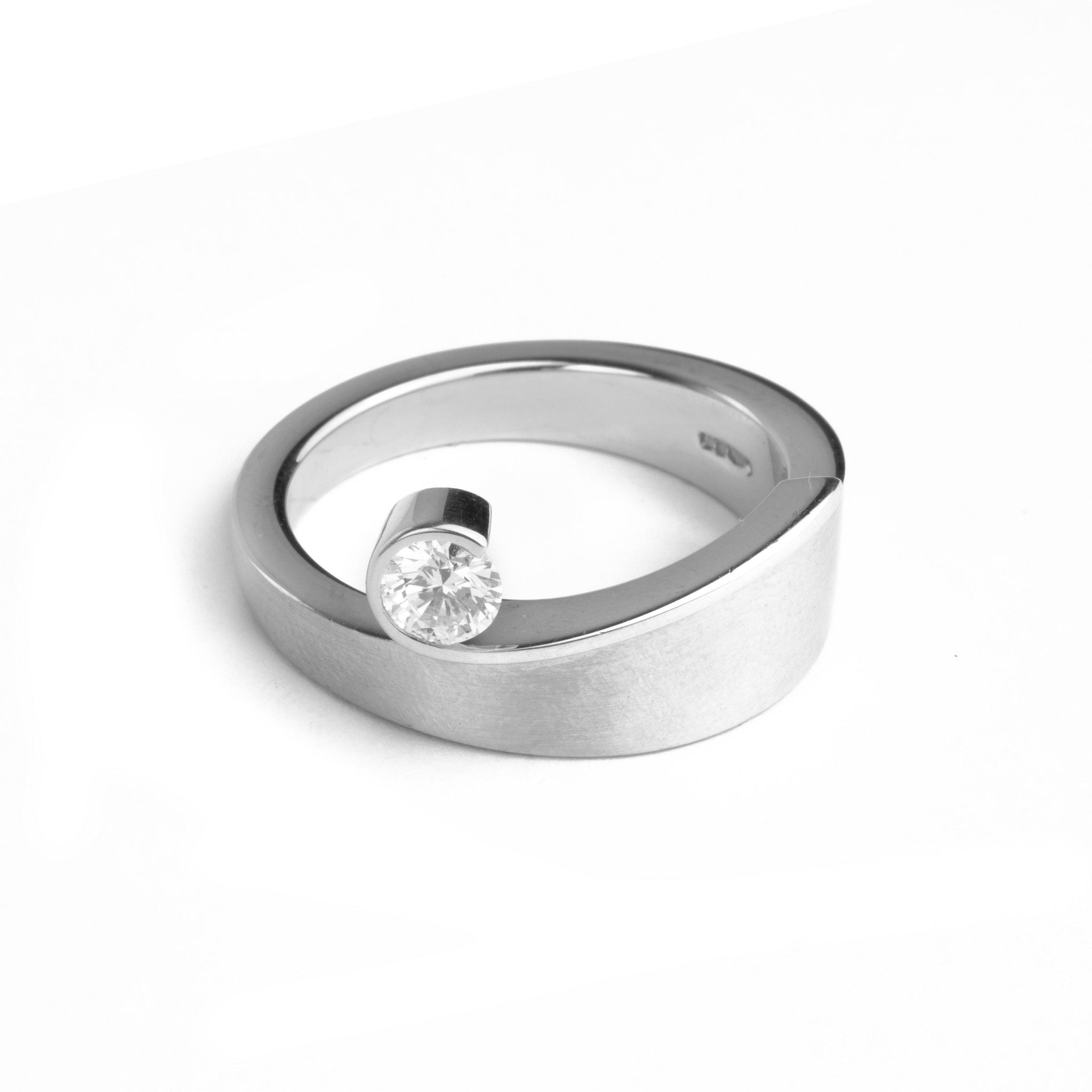 Platinum Diamond Designer Ring GR-2198 PS112