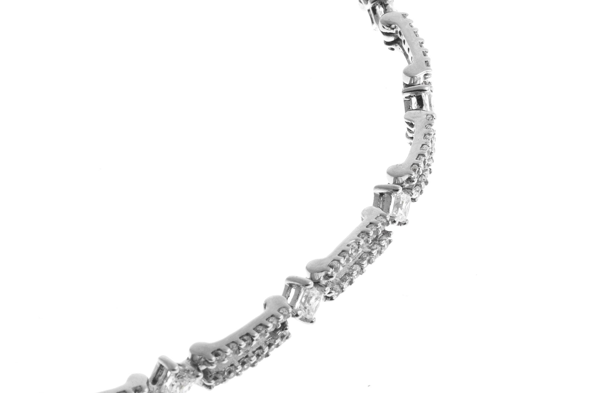 18ct White Gold Bracelet with Cubic Zirconia Stones (13.3g) LBR-1162 - Minar Jewellers