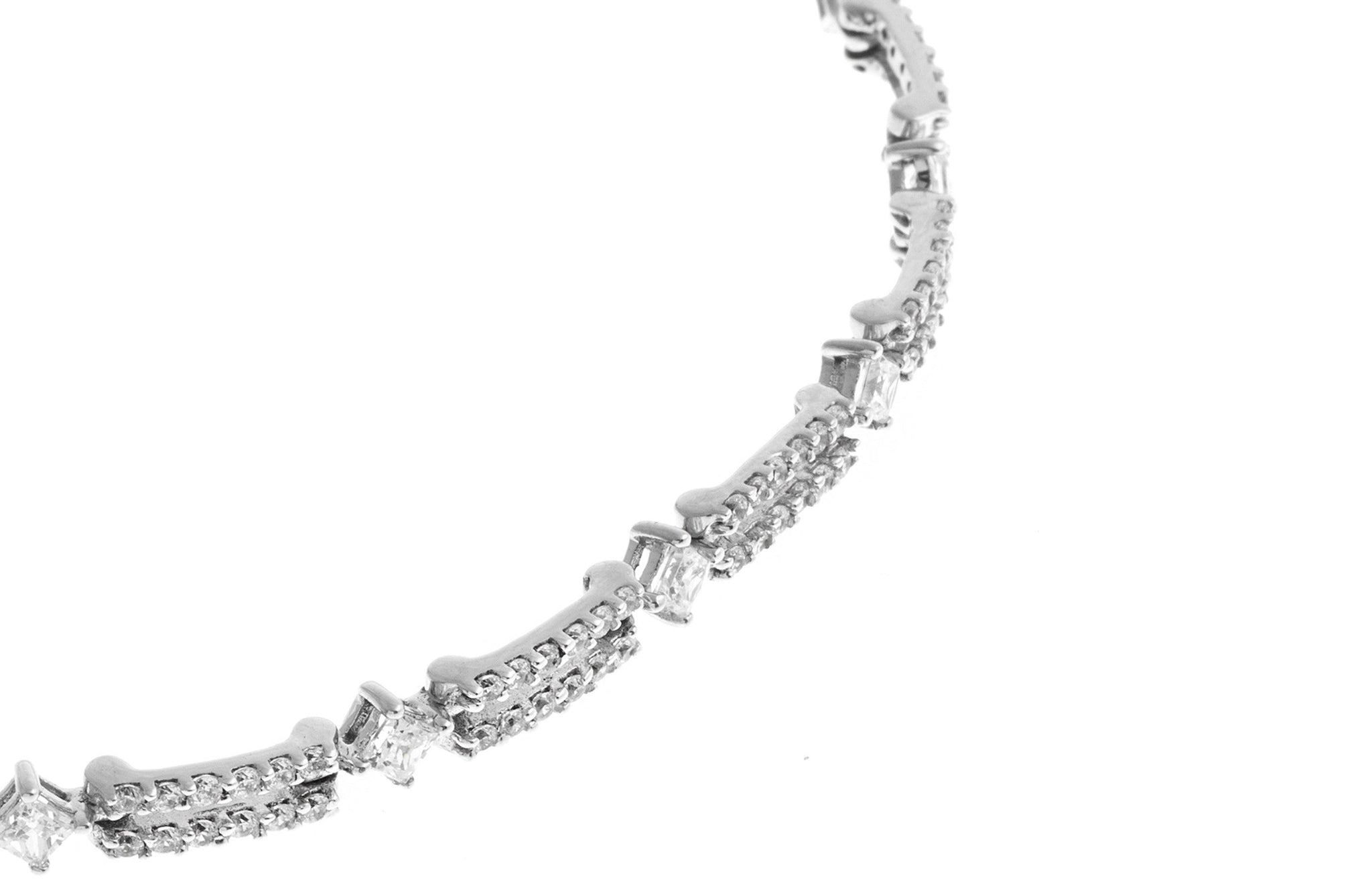 18ct White Gold Bracelet with Cubic Zirconia Stones (13.3g) LBR-1162