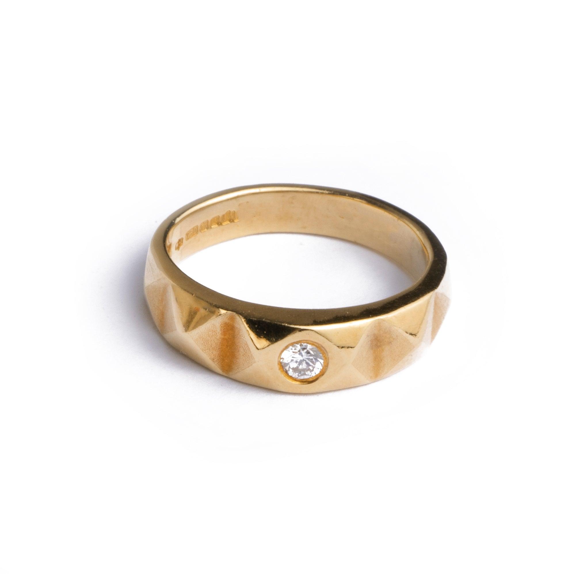 18ct Yellow Gold Diamond Ring LR-1875