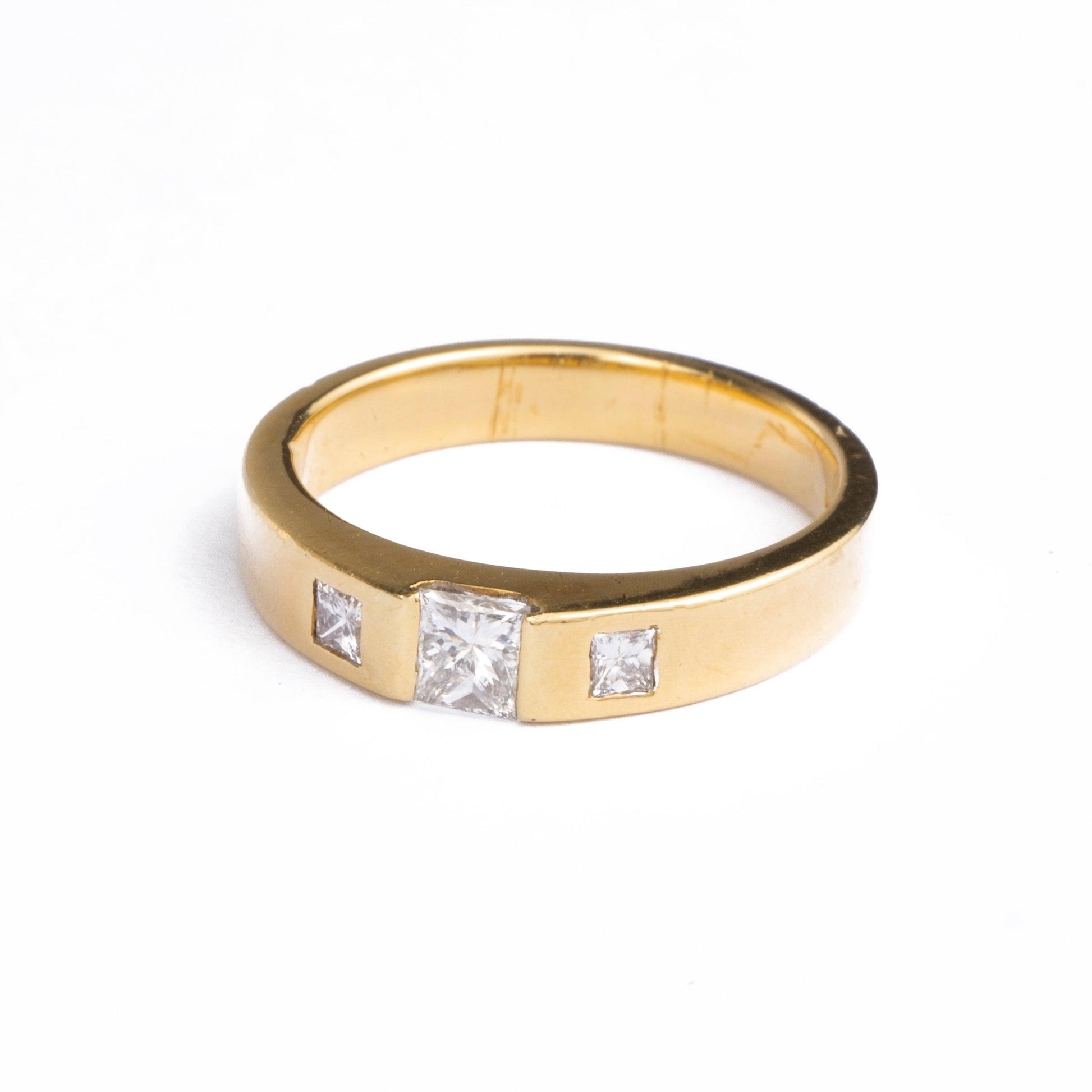 18ct Yellow Gold Diamond Ring LR-5027 MJPTK - Minar Jewellers