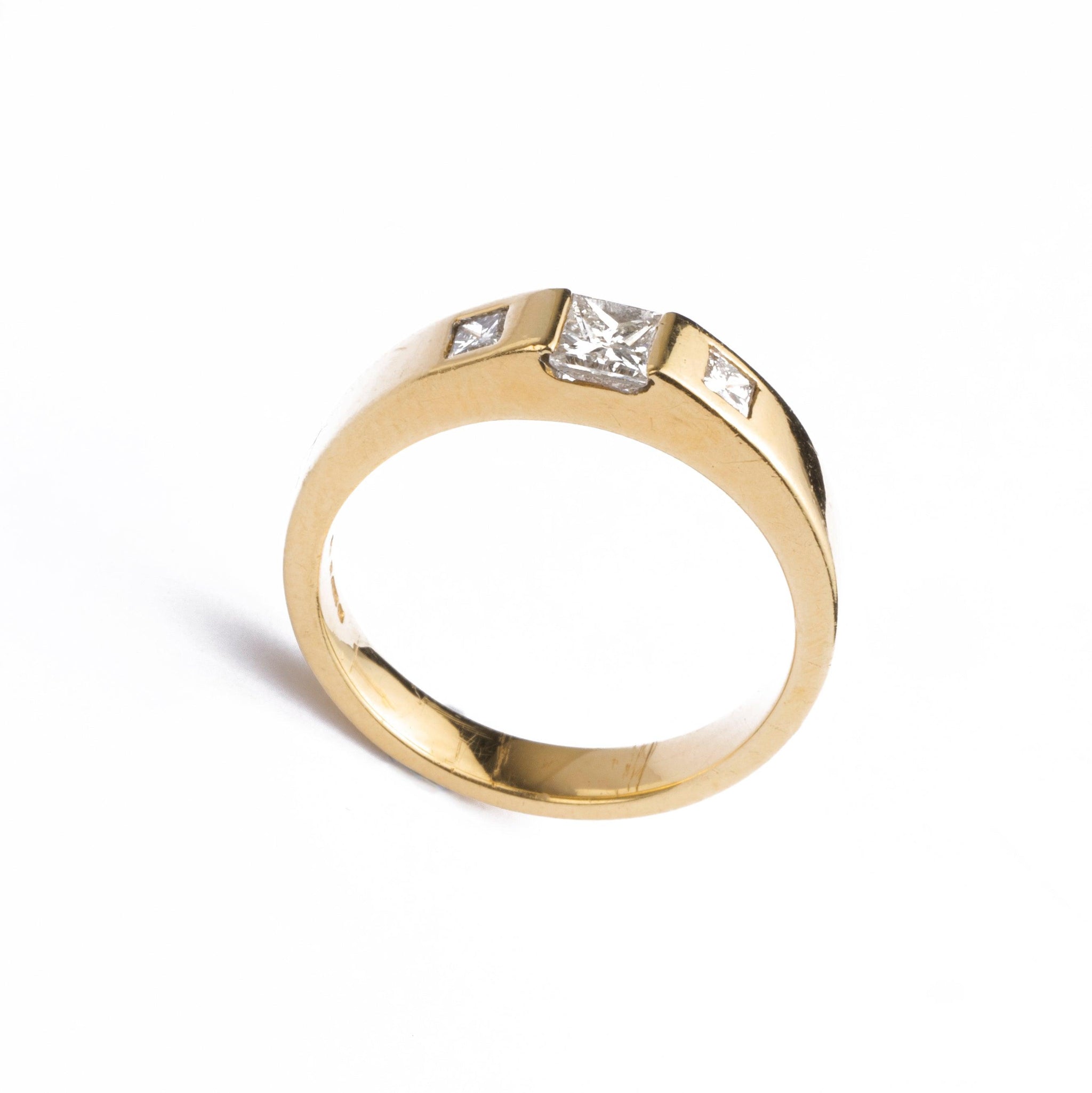 18ct Yellow Gold Diamond Ring LR-5027 MJPTK