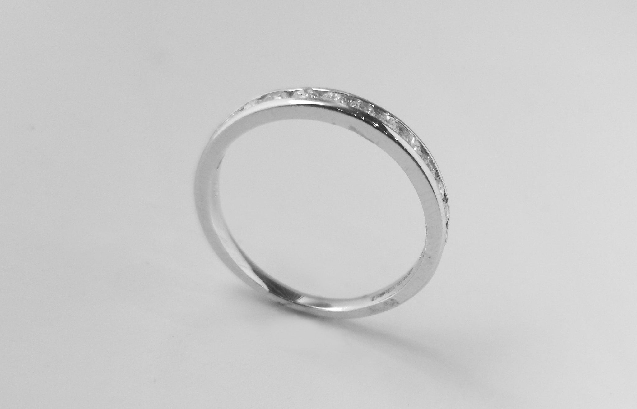 Eternity Ring 18ct White Gold with Swarovski Zirconias LR13065