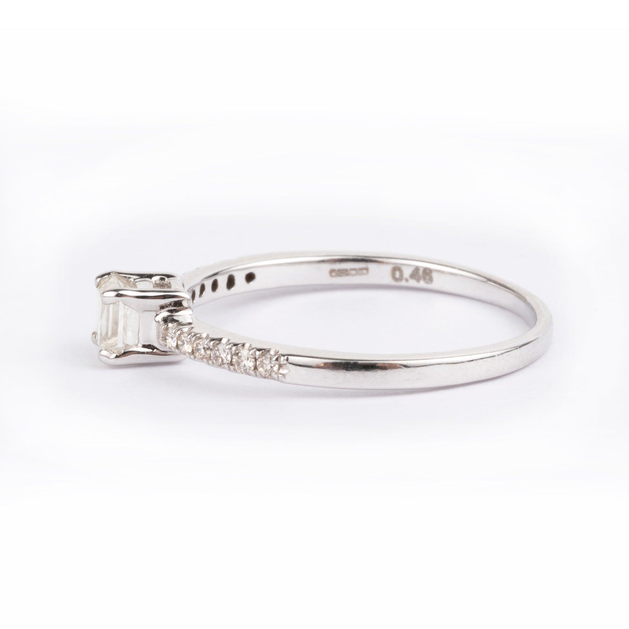 18ct White Gold Diamond Ring MCS2832 - Minar Jewellers
