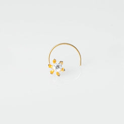 18ct Yellow Gold Wire Coil Back Nose Stud set with Cubic Zirconia in a Flower Design (4.5mm - 6mm) NIP-4-080 - Minar Jewellers